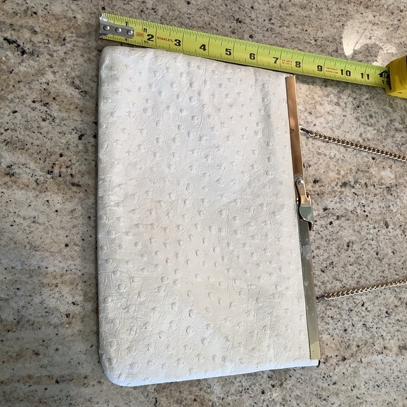 Mr M New York Vintage White Textured Women's Purse Bag with Chain Strap - Picture 5 of 7